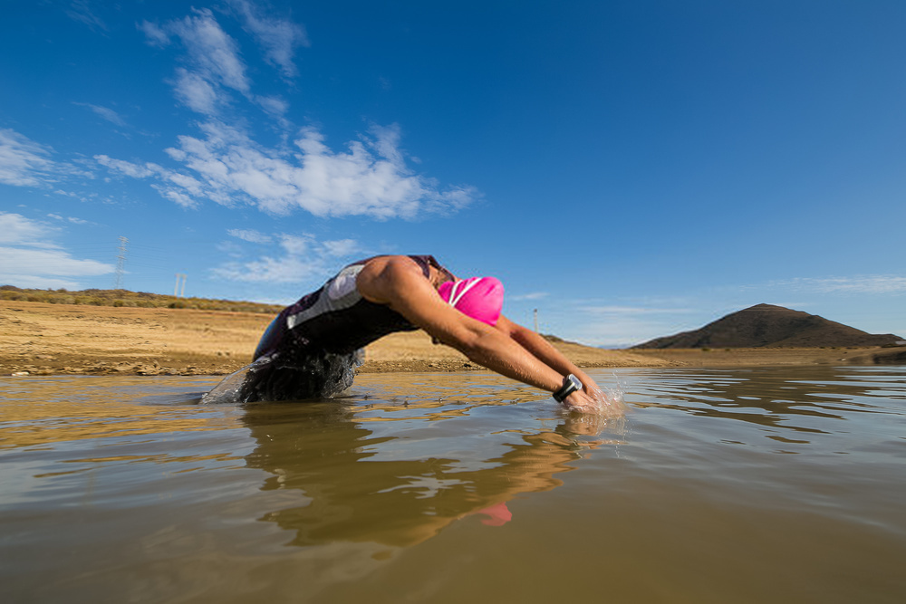 What is a good stroke rate for triathlon swimming?